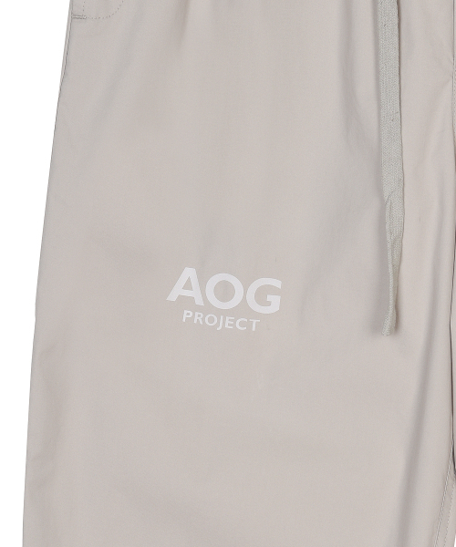 AOG PROJECT(エイオージープロジェクト)の「ライトベーシックテーパードパンツ(ベージュ)(スラックス・メンズ・ベージュ・LARGE/X-LARGE)」の10枚目の写真