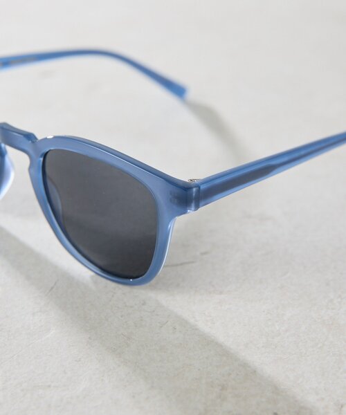 ear PAPILLONNER(イアパピヨネ)の「【A.KJAERBEDE(エキアビド)】BATE26SS/サングラス(その他雑貨・レディース・サックスブルー・FREE)」の8枚目の写真