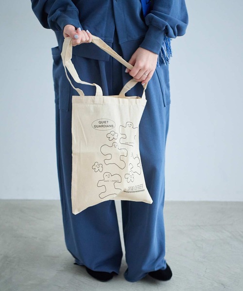 I am I in fact...(アイアムアイインファクト)の「GARDIANS TOTEBAG(トートバッグ・レディース・ベージュ・FREE)」の11枚目の写真