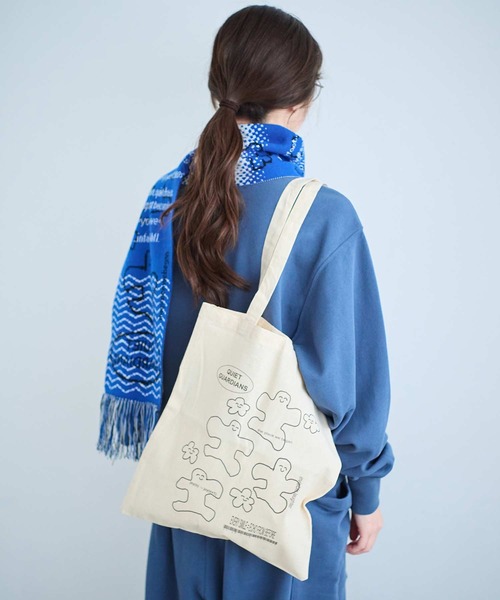 I am I in fact...(アイアムアイインファクト)の「GARDIANS TOTEBAG(トートバッグ・レディース・ベージュ・FREE)」の4枚目の写真