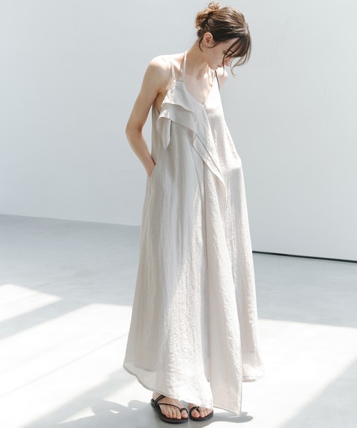 tageechita(タジチタ)の「【tageechita】アシンメトリー レイヤード キャミドレス(ワンピース・レディース・ブラウン/ベージュ・M/S/L)」の2枚目の写真