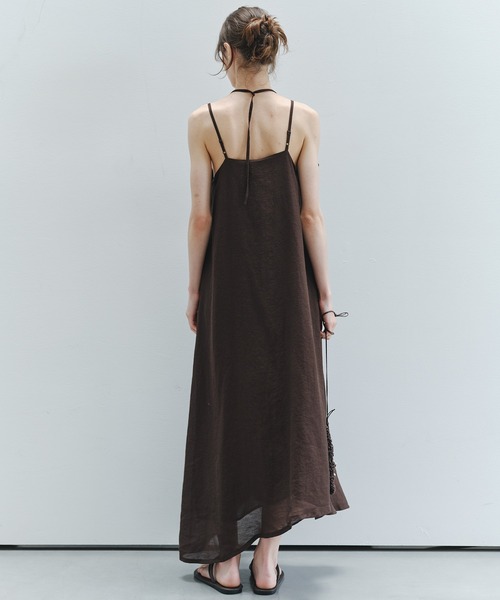 tageechita(タジチタ)の「【tageechita】アシンメトリー レイヤード キャミドレス(ワンピース・レディース・ブラウン/ベージュ・M/S/L)」の3枚目の写真