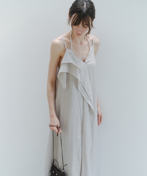 tageechita(タジチタ)の「【tageechita】アシンメトリー レイヤード キャミドレス(ワンピース・レディース・ブラウン/ベージュ・M/S/L)」の7枚目の写真