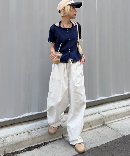 w closet(ダブルクローゼット)の「イージーギャザーPT(その他パンツ・レディース・ピンク/ネイビー/オフホワイト・MEDIUM/SMALL)」の5枚目の写真