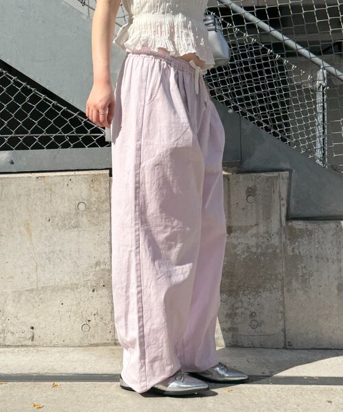 w closet(ダブルクローゼット)の「イージーギャザーPT(その他パンツ・レディース・ピンク/ネイビー/オフホワイト・MEDIUM/SMALL)」の15枚目の写真