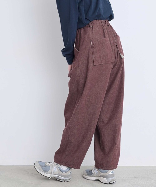 l'atelier du savon(アトリエドサボン)の「6オンスやわらかデニム カーブパンツ(その他パンツ・レディース・ブラウン/ネイビー・FREE)」の22枚目の写真