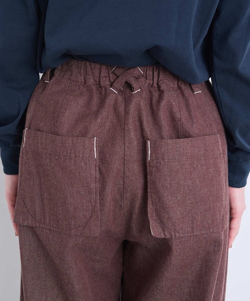l'atelier du savon(アトリエドサボン)の「6オンスやわらかデニム カーブパンツ(その他パンツ・レディース・ブラウン・FREE)」の6枚目の写真