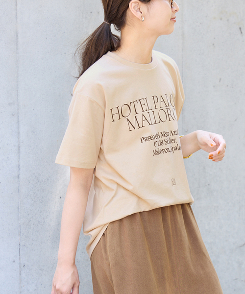 FRAMeWORK(フレームワーク)の「SKIN HOTEL PALOMA MALLORCA T(Tシャツ/カットソー・レディース・ベージュ/スミクロ/ホワイト・FREE)」の4枚目の写真