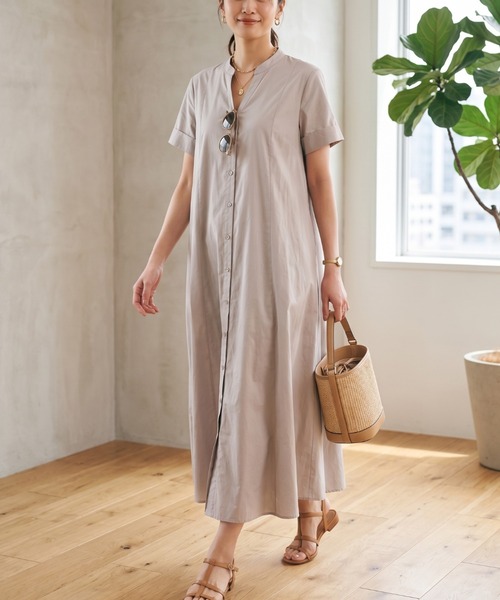 Belta attrice(ベルタアトリーチェ)の「【秋!人気の!】タイプライター バックプリーツ 半袖 ロング シャツワンピース(シャツワンピース・レディース・グレー/ブルー/スミクロ・FREE)」の2枚目の写真