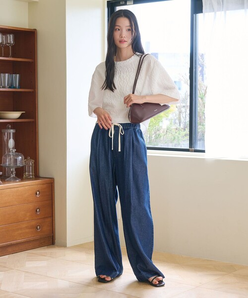 BEAUTY&YOUTH UNITED ARROWS(ビューティーアンドユースユナイテッドアローズ)の「【WEB限定】ライトデニム イージーパンツ ウォッシャブル(デニムパンツ・レディース・ライトブルー/ネイビー・L/M/S)」の10枚目の写真