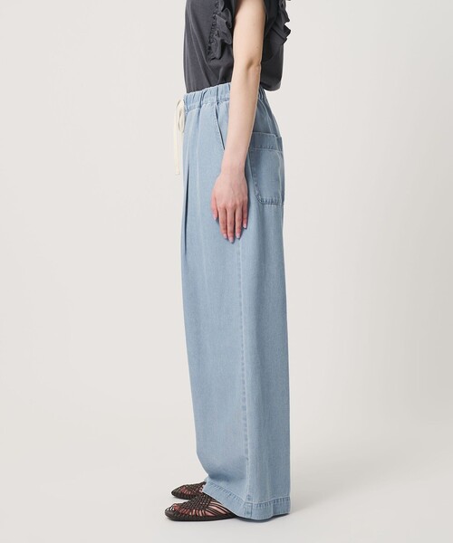 BEAUTY&YOUTH UNITED ARROWS(ビューティーアンドユースユナイテッドアローズ)の「【WEB限定】ライトデニム イージーパンツ ウォッシャブル(デニムパンツ・レディース・ライトブルー/ネイビー・L/M/S)」の15枚目の写真