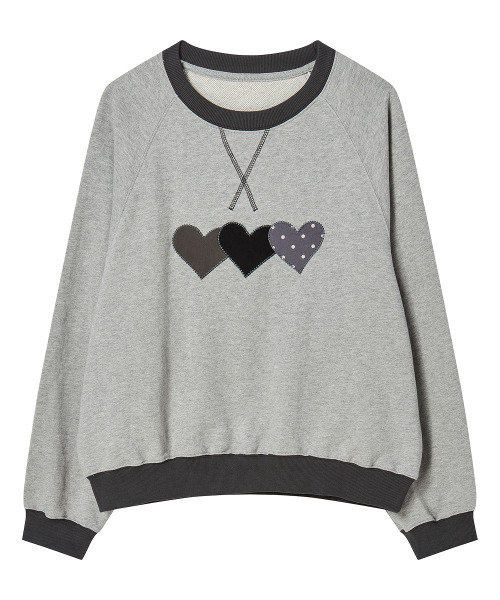 ROGIN N ROSIE(ロギンエンロージー)の「Heart Patch Sweatshirt Gray Charcoal(スウェット・レディース・その他・FREE)」の4枚目の写真