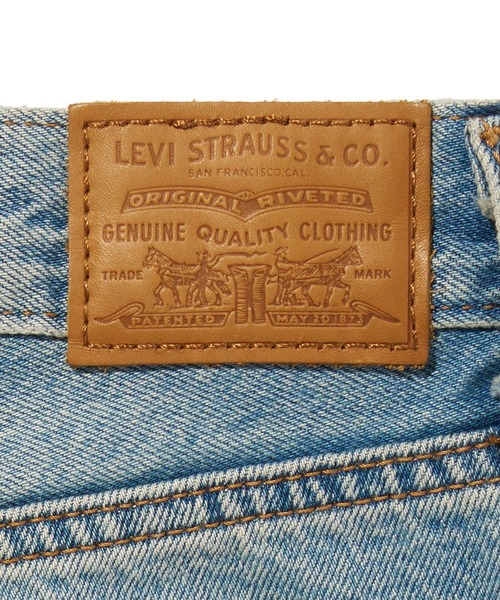 Levi's(リーバイス)の「Levi's/リーバイス LOOSE TAPER ジーンズ(デニムパンツ・レディース・ホワイト/ダークインディゴブルー/ブラック/ライトインディゴブルー/インディゴブルー・25inch/24inch/23inch/28inch/27inch/26inch)」の8枚目の写真