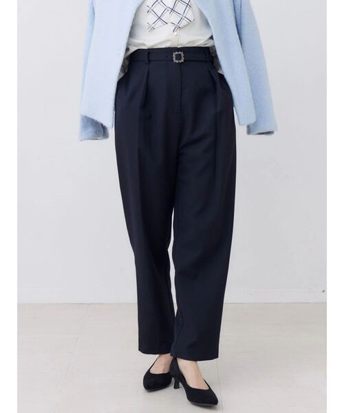 TONAL(トーナル)の「ビジューベルトカーブパンツ(スラックス・レディース・アイボリー/ネイビー/ブラウン・MEDIUM/SMALL)」の15枚目の写真