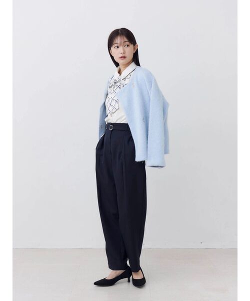 TONAL(トーナル)の「ビジューベルトカーブパンツ(スラックス・レディース・アイボリー/ネイビー/ブラウン・MEDIUM/SMALL)」の16枚目の写真