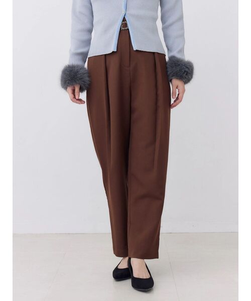 TONAL(トーナル)の「ビジューベルトカーブパンツ(スラックス・レディース・アイボリー/ネイビー/ブラウン・MEDIUM/SMALL)」の21枚目の写真