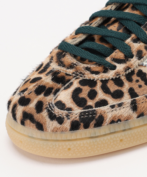 Spick & Span(スピックアンドスパン)の「adidas / アディダス HANDBALL SPEZIAL W KI6678(スニーカー・レディース・ベージュ・23cm/23.5cm/24cm/24.5cm/25cm)」の11枚目の写真
