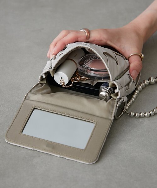 BIRTHDAY BAR(バースデイバー)の「Suede Tissue Pocket Charm Pouch チャームポーチ(ポーチ・レディース・ベージュ/ネイビー・0)」の6枚目の写真