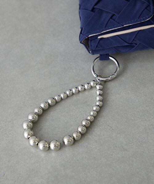 BIRTHDAY BAR(バースデイバー)の「Suede Tissue Pocket Charm Pouch チャームポーチ(ポーチ・レディース・ベージュ/ネイビー・0)」の18枚目の写真