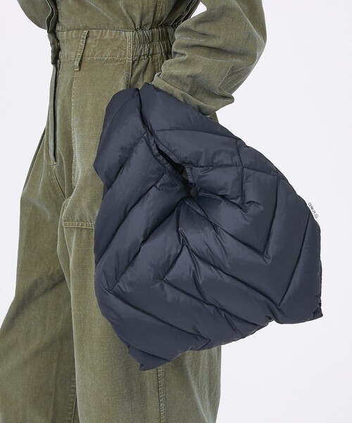 KWD(ケーダブルディー)の「【KWD/ケーダブルディー】ダウンバッグ/DOWN BAG/ハンドバッグ(ハンドバッグ・レディース・ブルー/ピンク/ブラック・フリー)」の2枚目の写真