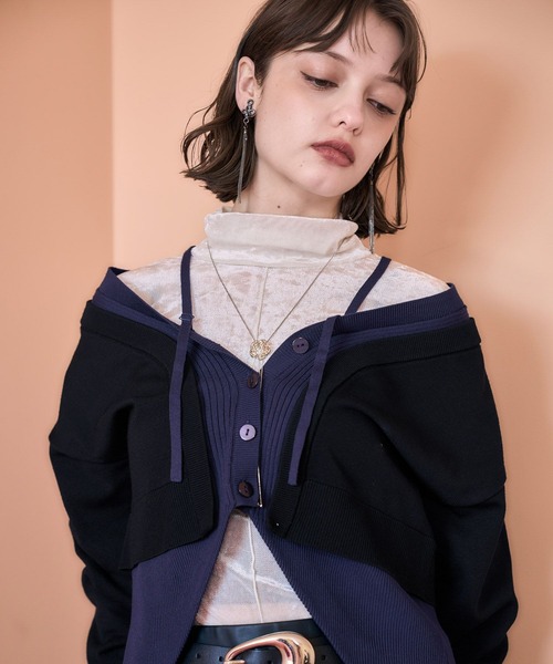 HARE(ハレ)の「2wayハイショクレイヤーVネックカーディガン(HARE)(カーディガン/ボレロ・レディース・レッド/ブラック・FREE)」の19枚目の写真