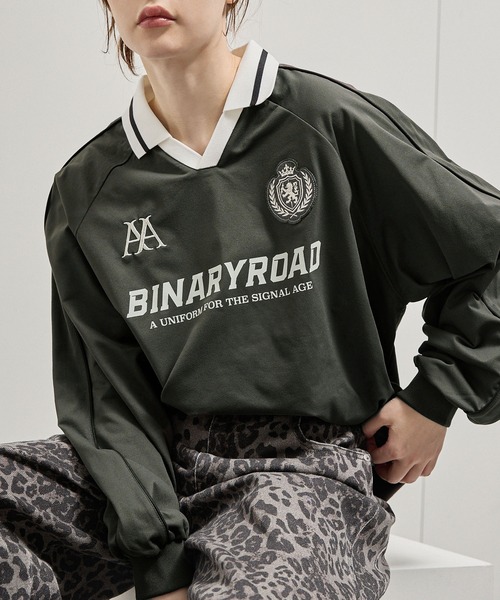Alfred Alex(アルフレッドアレックス)の「【Alfred Alex】Oversized Soccer Game Shirt / オーバーサイズ サッカーゲームシャツ(Tシャツ/カットソー・メンズ・スミクロ/ライトグレー/ブラック/ワインレッド/ネイビー・L/M)」の2枚目の写真