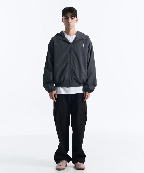 MUCENT(ムセント)の「◇MUCENT◇ブランド直輸入正規品/バックラウンド・ウィンドブレーカー Back Round Windbreaker(ブルゾン・レディース・ブラック/チャコール・FREE)」の12枚目の写真