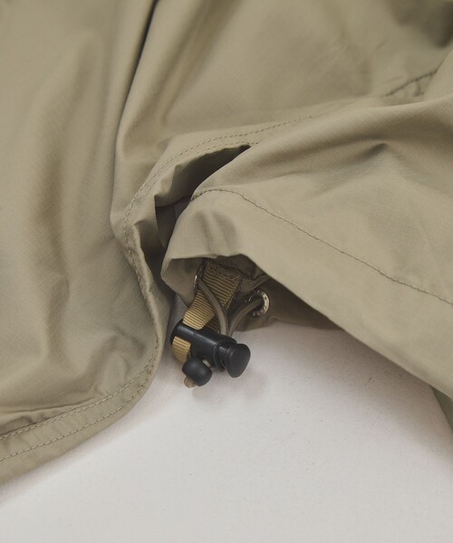 THE NORTH FACE PURPLE LABEL(ザ ノースフェイス パープルレーベル)の「【THE NORTH FACE PURPLE LABEL/ザ・ノース・フェイス パープルレーベル】PERTEX QUANTUM Mountain Wind Parka/パーテックス クァンタム マウンテン ウィンド パーカ(パーカー・レディース・ライトグレー/カーキ・S)」の8枚目の写真