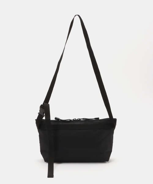 JOURNAL STANDARD relume（ジャーナルスタンダード　レリューム）の「【BAGS IN PROGRESS】 Fanny pack crossbody（ショルダーバッグ・レディース・ブラック・FREE）」の4枚目の写真