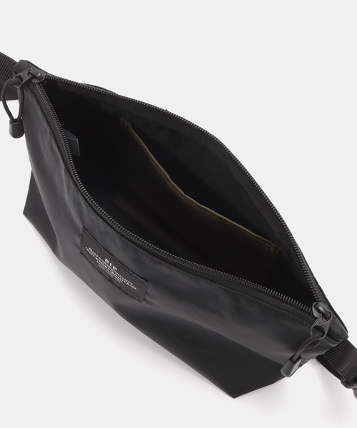 JOURNAL STANDARD relume（ジャーナルスタンダード　レリューム）の「【BAGS IN PROGRESS】 Fanny pack crossbody（ショルダーバッグ・レディース・ブラック・FREE）」の6枚目の写真
