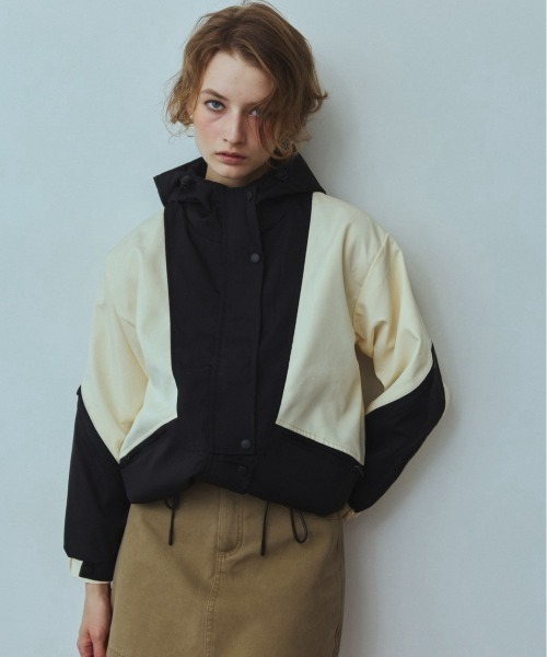 RiC(リック)の「COLOR BLOCK WINDBREAKER JACKET(ブルゾン・レディース・ミント/ブラック・FREE)」の7枚目の写真