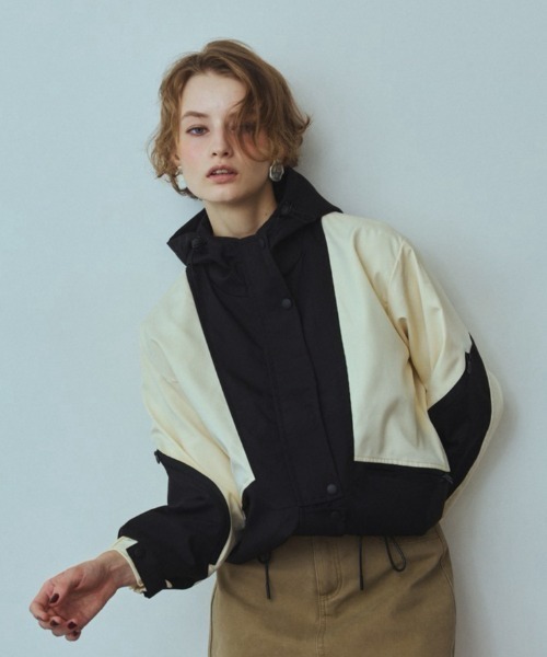 RiC(リック)の「COLOR BLOCK WINDBREAKER JACKET(ブルゾン・レディース・ミント/ブラック・FREE)」の8枚目の写真