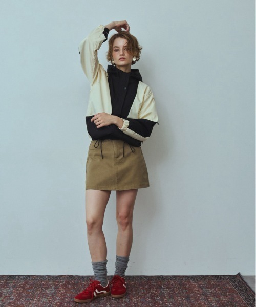 RiC(リック)の「COLOR BLOCK WINDBREAKER JACKET(ブルゾン・レディース・ミント/ブラック・FREE)」の12枚目の写真