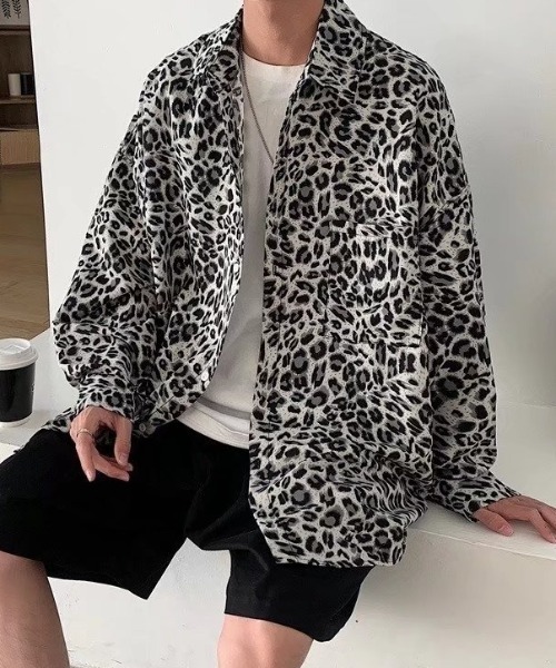 FreeZone(フリーゾーン)の「レオパード柄 オーバーサイズシャツ(シャツ/ブラウス・メンズ・イエロー/ブラック・F)」の4枚目の写真