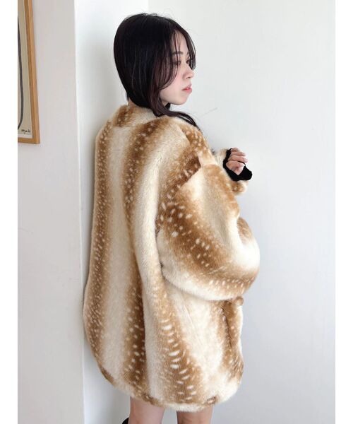 dazzlin(ダズリン)の「アソートフレンチブルゾン(ブルゾン・レディース・チャコールグレー/ベージュ/その他1/オフホワイト・FREE)」の4枚目の写真