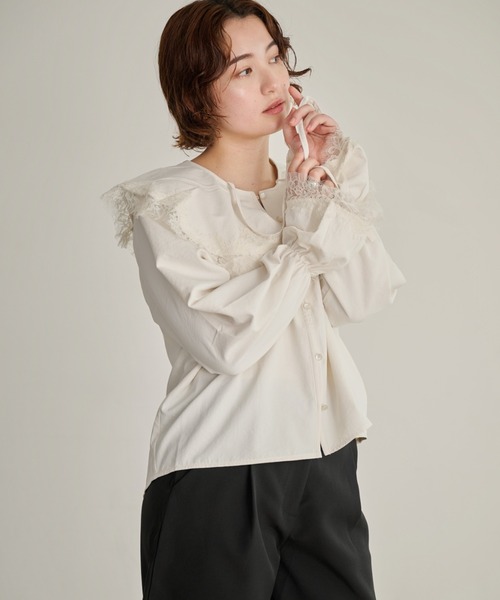 DAESE TOKYO(デセトウキョウ)の「薄合繊ツイル ラッフルカラーブラウス(シャツ/ブラウス・レディース・チャコールグレー/オフホワイト/ブルー・FREE)」の5枚目の写真