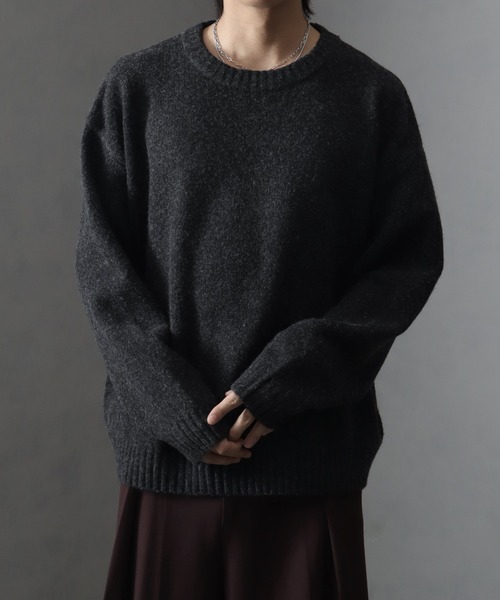 welise（ウェライズ）の「【welise/ウェライズ】ウールブレンドスムース ルーズネック ショート丈ニット（ニット/セーター・メンズ・ダークブルー/ホワイト/ボルドー/チャコールグレー・L/M/S）」の2枚目の写真