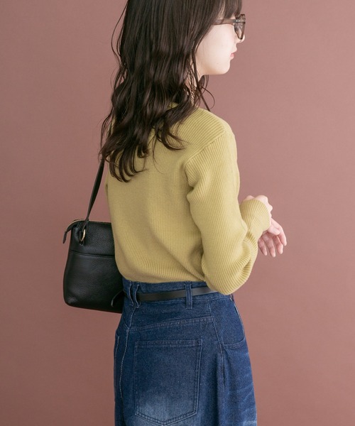 ITEMS URBANRESEARCH(アイテムズ アーバンリサーチ)の「リブクルーネックニット(ニット/セーター・レディース・オフホワイト/ブラック/グリーン系その他/レッド・FREE)」の21枚目の写真