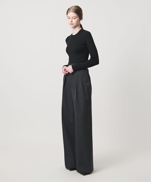 LOEFF(ロエフ)の「<LOEFF>ウールギャバジン バギーパンツ(その他パンツ・レディース・ダークグレー/モカ・00/1/0)」の3枚目の写真