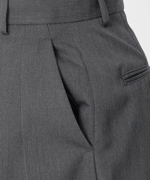 LOEFF(ロエフ)の「<LOEFF>ウールギャバジン バギーパンツ(その他パンツ・レディース・ダークグレー/モカ・00/1/0)」の12枚目の写真