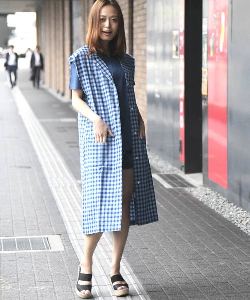 Denime（ドゥニーム）の「インディゴチェックガウン（シャツワンピース・レディース・インディゴブルー/ライトインディゴブルー・FREE）」の6枚目の写真