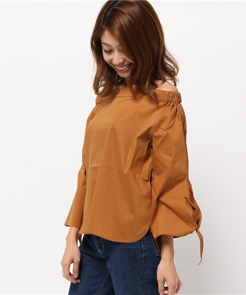 WEGO(ウィゴー)の「WEGO/袖リボンオフショル5分袖ブラウス(シャツ/ブラウス・レディース・ダークオレンジ/ブラック/ホワイト・FREE)」の13枚目の写真