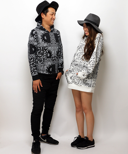 VENCEEXCHANGE(ヴァンスエクスチェンジ)の「裏毛ペイズリー柄パーカープルオーバー (パーカー・メンズ・オフホワイト/ブラック・MEDIUM/LARGE/SMALL/X-LARGE)」の10枚目の写真