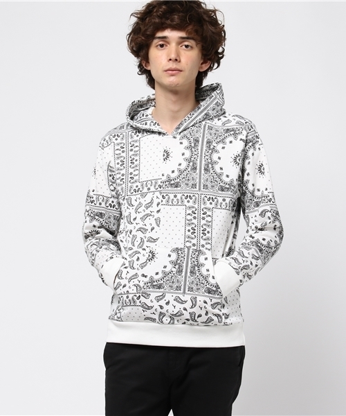 VENCEEXCHANGE(ヴァンスエクスチェンジ)の「裏毛ペイズリー柄パーカープルオーバー (パーカー・メンズ・オフホワイト/ブラック・MEDIUM/LARGE/SMALL/X-LARGE)」の2枚目の写真