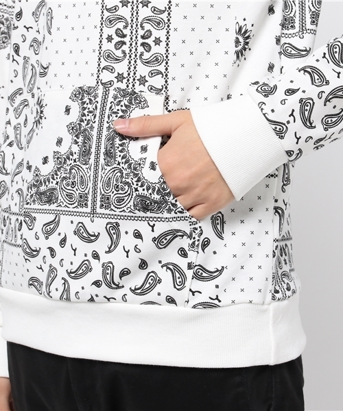 VENCEEXCHANGE(ヴァンスエクスチェンジ)の「裏毛ペイズリー柄パーカープルオーバー (パーカー・メンズ・オフホワイト/ブラック・MEDIUM/LARGE/SMALL/X-LARGE)」の7枚目の写真