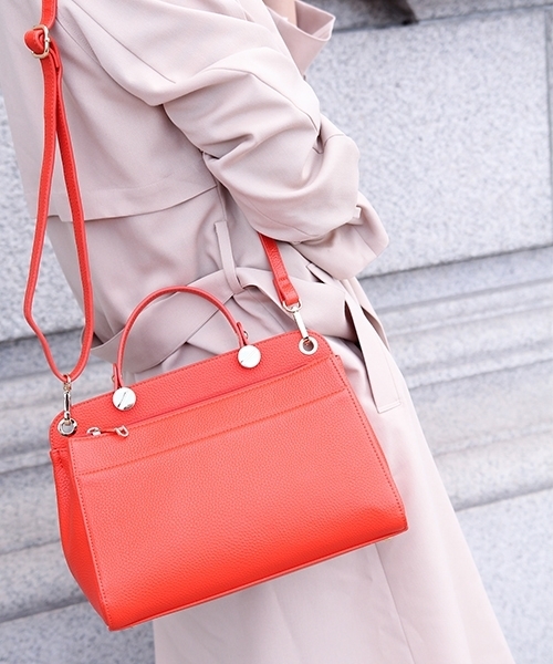 Andemiu（アンデミュウ）の「カシメショルダーＢＡＧ747107（ショルダーバッグ・レディース・シルバー/ピンク/レッド/ベージュ/ゴールド/アイボリー/ブラック/ライトブルー/イエロー/グレー・FREE）」の9枚目の写真