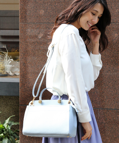 Andemiu（アンデミュウ）の「カシメショルダーＢＡＧ747107（ショルダーバッグ・レディース・シルバー/ピンク/レッド/ベージュ/ゴールド/アイボリー/ブラック/ライトブルー/イエロー/グレー・FREE）」の6枚目の写真