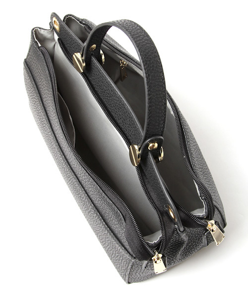 Andemiu（アンデミュウ）の「カシメショルダーＢＡＧ747107（ショルダーバッグ・レディース・シルバー/ピンク/レッド/ベージュ/ゴールド/アイボリー/ブラック/ライトブルー/イエロー/グレー・FREE）」の20枚目の写真