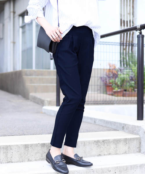 reca（レカ）の「ZOZOTOWN限定新色追加◇美脚シルエット◇快適フィット ストレッチテーパードパンツ（その他パンツ・レディース・ホワイト/ベージュ/ネイビー/ブラック/カーキ/オレンジ系その他・M/L/LL）」の5枚目の写真