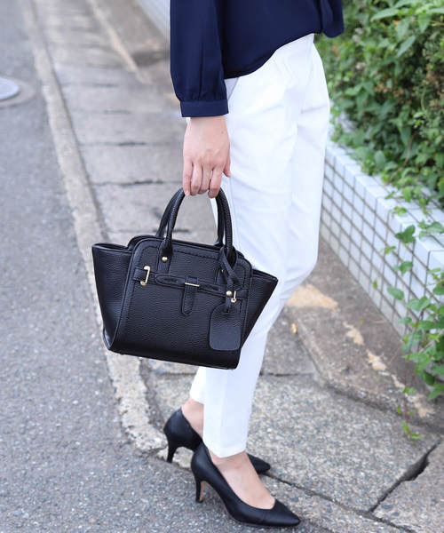 reca（レカ）の「ZOZOTOWN限定新色追加◇美脚シルエット◇快適フィット ストレッチテーパードパンツ（その他パンツ・レディース・ホワイト/ベージュ/ネイビー/ブラック/カーキ/オレンジ系その他・M/L/LL）」の7枚目の写真